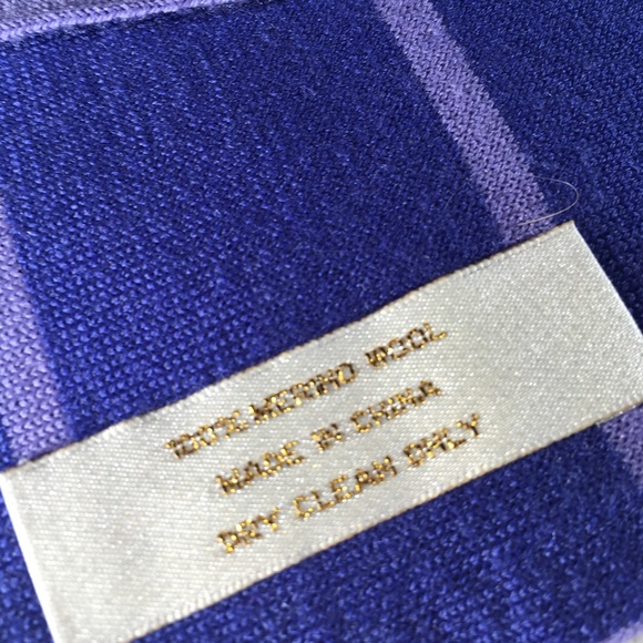 Coach Merlino Wool Scarf - Picture 4 of 5